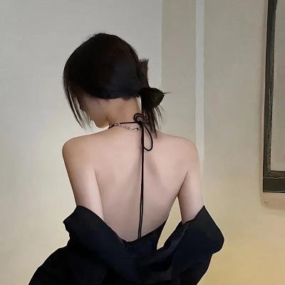 薇拉与伊娃